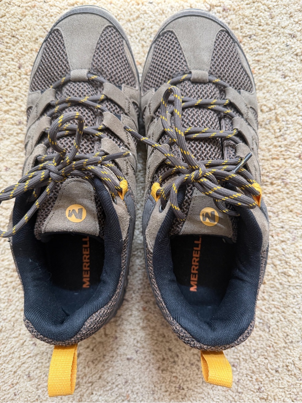 Merrell Men's Gray and Yellow Trail Sneakers